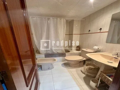 Flat in calle de Pedro Antonio de Alarcón - Photo 9
