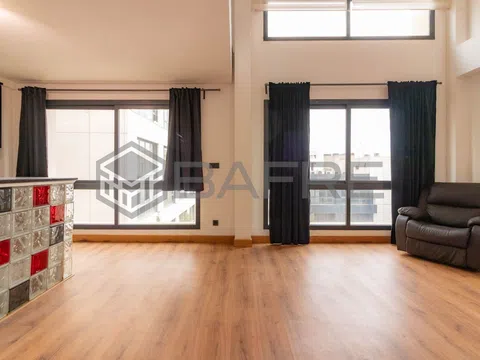 Duplex in calle de Miguel Yuste - Photo 4