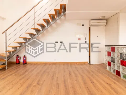 Duplex in calle de Miguel Yuste - Photo 5