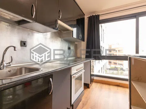 Duplex in calle de Miguel Yuste - Photo 10