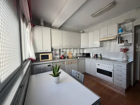 Flat in calle de la Alhambra - Photo 11