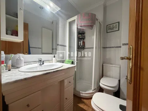 Flat in calle de la Alhambra - Photo 17