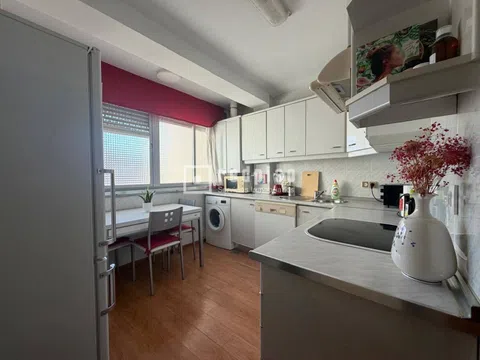 Flat in calle de la Alhambra - Photo 9