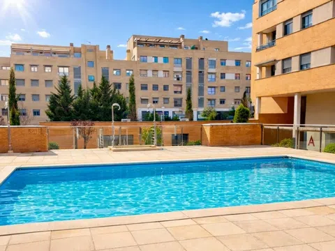 Flat in calle del Monasterio de las Batuecas - Photo 1
