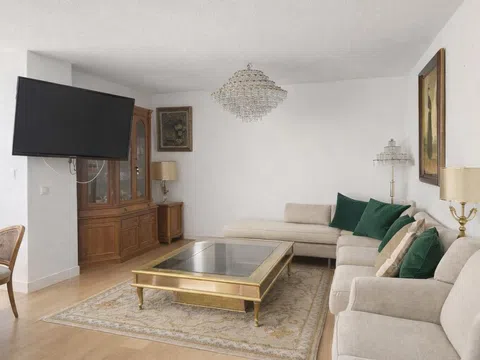 Flat in calle del Monasterio de las Batuecas - Photo 2