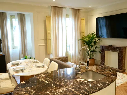 Flat in calle de Ayala - Photo 7