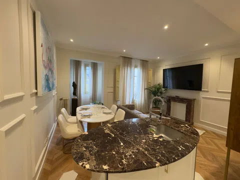 Flat in calle de Ayala - Photo 10