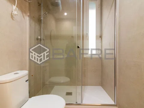 Flat in calle Mercedes Domingo - Photo 11