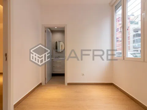Flat in calle Mercedes Domingo - Photo 8
