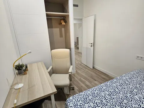 Flat in calle de Agustín Durán - Photo 6