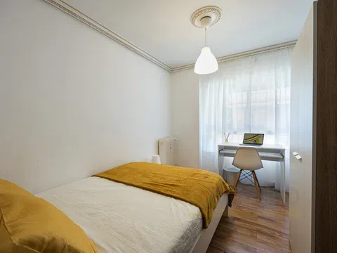 Flat in calle Alondra - Photo 4