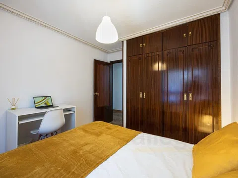 Flat in calle Alondra - Photo 7