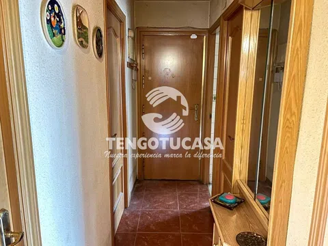 Flat in calle de San Secundino - Photo 14