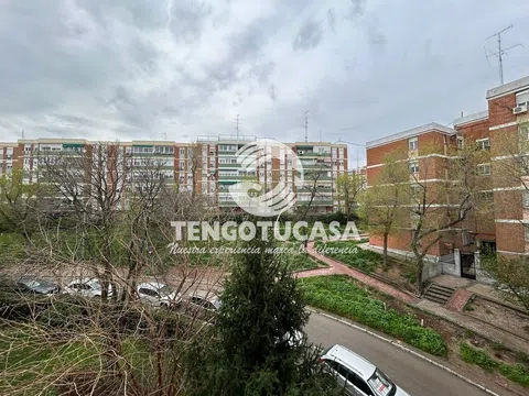 Flat in calle de San Secundino - Photo 17