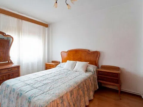 Flat in CL San Froilan - Photo 9