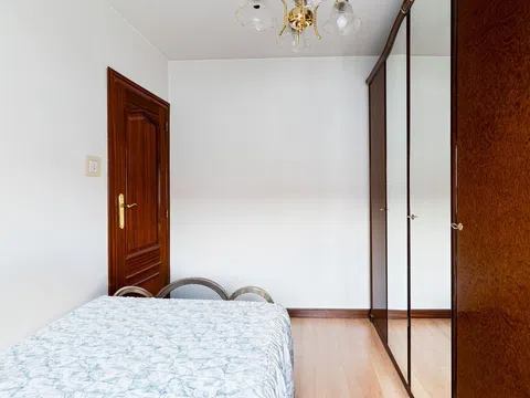 Flat in CL San Froilan - Photo 10