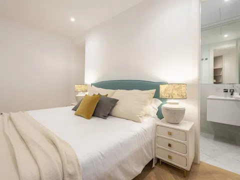Flat in calle de Bretón de los Herreros - Photo 4