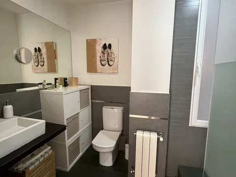 Flat in calle de Bretón de los Herreros - Photo 9