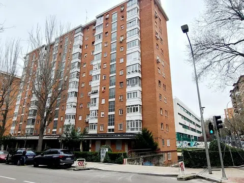 Flat - Photo 2