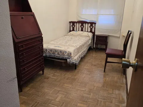 Flat in calle de Juan Duque, 25 - Photo 2