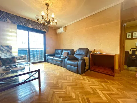 Flat - Photo 3