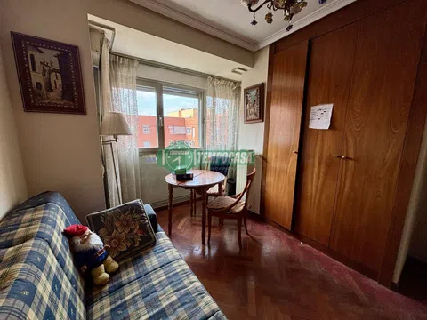 Flat in calle de La Silvina - Photo 9