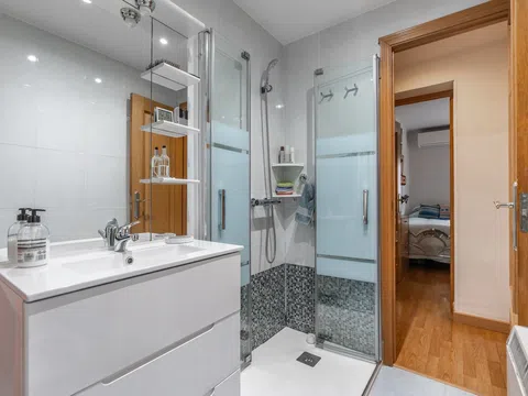 Flat in calle Arnedo - Photo 20