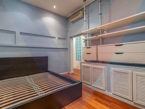 Flat in calle de Atocha - Photo 17