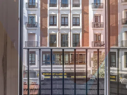 Flat in calle de Atocha - Photo 8