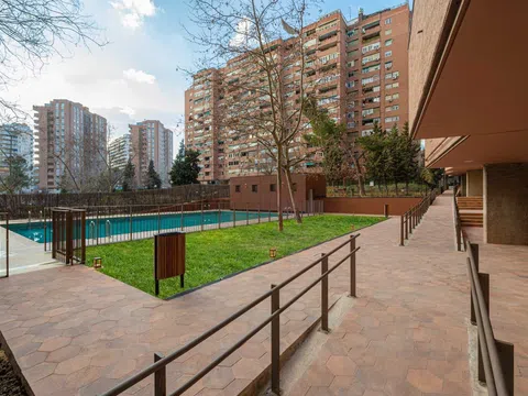 Flat in calle de la Condesa de Venadito - Photo 1