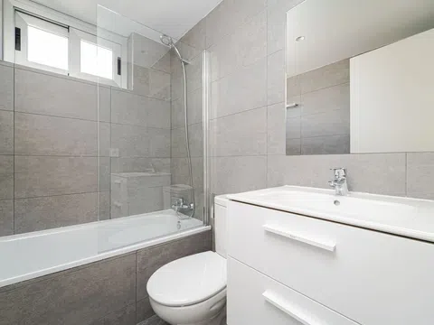 Flat in calle de la Condesa de Venadito - Photo 13
