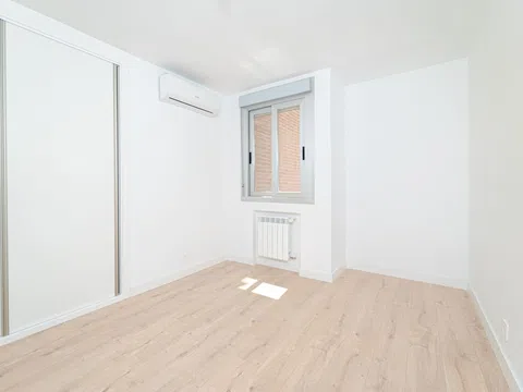 Flat in calle de la Condesa de Venadito - Photo 9