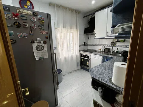 Flat in avenida de la Verbena de la Paloma - Photo 15