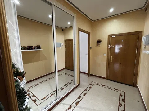 Flat in avenida de la Verbena de la Paloma - Photo 4