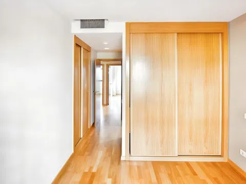 Flat in calle de Pilar de Madariaga Rojo - Photo 11