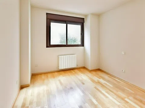Flat in calle de Pilar de Madariaga Rojo - Photo 13
