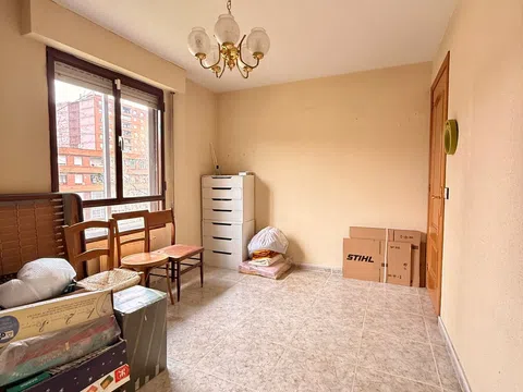 Flat in calle de Ramón Pérez de Ayala, 136 - Photo 14