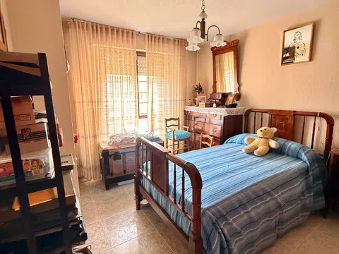Flat in calle de Ramón Pérez de Ayala, 136 - Photo 15