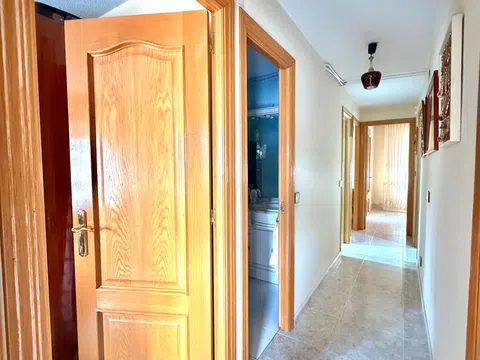Flat in calle de Ramón Pérez de Ayala, 136 - Photo 18