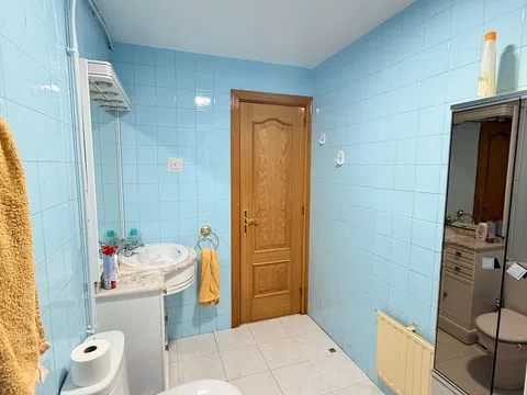 Flat in calle de Ramón Pérez de Ayala, 136 - Photo 19