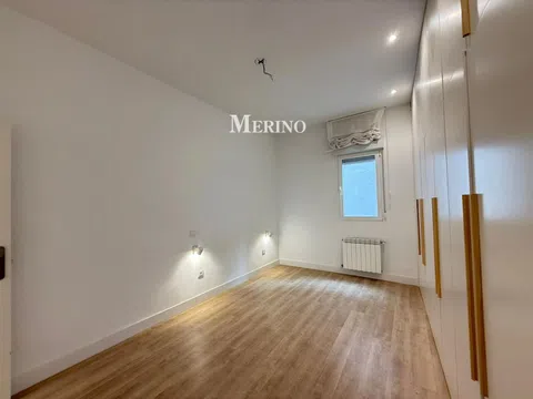 Flat in calle de Eraso - Photo 8