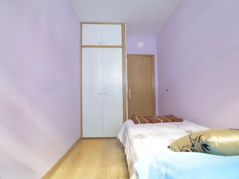 Flat in calle de Vicente Camarón - Photo 6