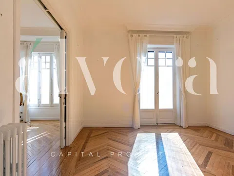 Flat - Photo 2