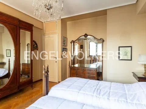 Flat in calle de Edgar Neville - Photo 13
