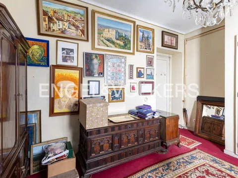 Flat in calle de Edgar Neville - Photo 16