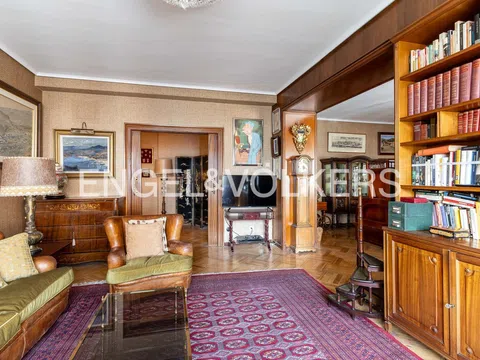 Flat in calle de Edgar Neville - Photo 5