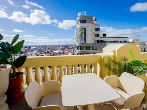 Penthouse in Gran Vía - Photo 10