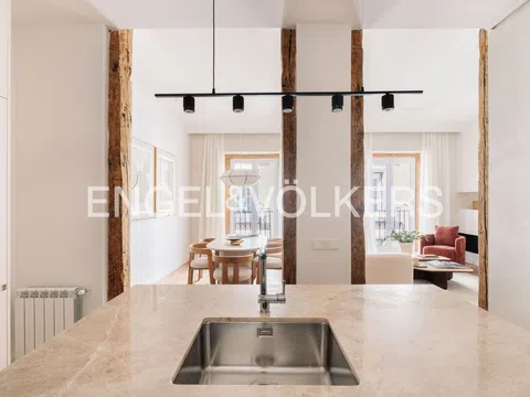 Flat in calle de la Madera - Photo 14