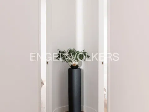 Flat in calle de la Madera - Photo 17