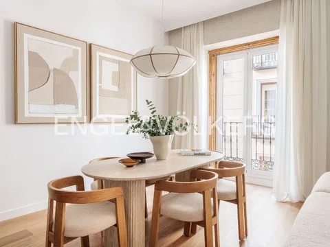 Flat in calle de la Madera - Photo 4